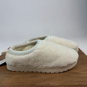New Womens Aspen Fuzz Cozy Lined Slip On White Slippers Shoe Size 9 M